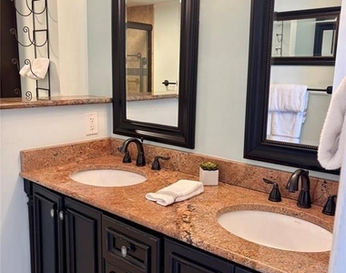 9940 S Ocean Drive - Photo Thumbnail 11