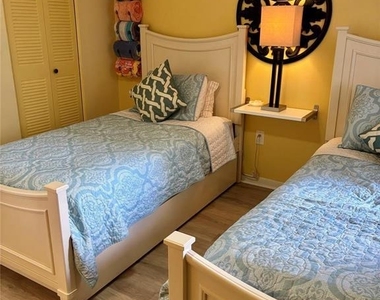 9940 S Ocean Drive - Photo Thumbnail 14