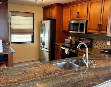 9940 S Ocean Drive - Photo Thumbnail 6