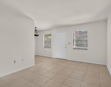 2141 Ne 42nd Street - Photo Thumbnail 5