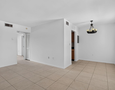 2141 Ne 42nd Street - Photo Thumbnail 4