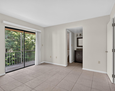 2141 Ne 42nd Street - Photo Thumbnail 11