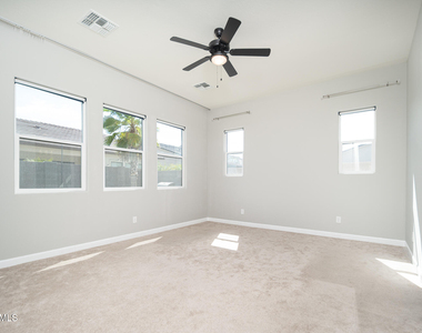 18161 W Windmere Drive - Photo Thumbnail 12