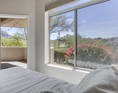 1747 E Northern Avenue - Photo Thumbnail 12