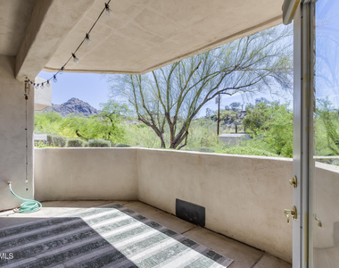 1747 E Northern Avenue - Photo Thumbnail 18