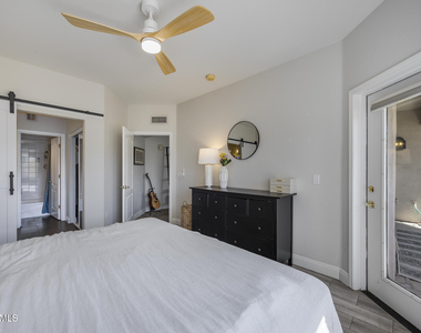 1747 E Northern Avenue - Photo Thumbnail 13