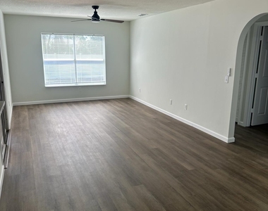 2150 Sw Biella Avenue - Photo Thumbnail 10