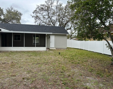 2150 Sw Biella Avenue - Photo Thumbnail 6