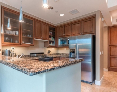 2211 E Camelback Road - Photo Thumbnail 5