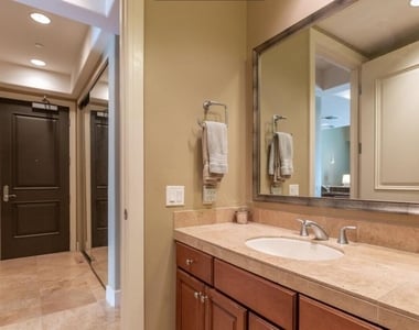 2211 E Camelback Road - Photo Thumbnail 6