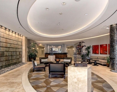 2211 E Camelback Road - Photo Thumbnail 2