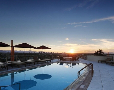 2211 E Camelback Road - Photo Thumbnail 1