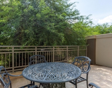 2211 E Camelback Road - Photo Thumbnail 13