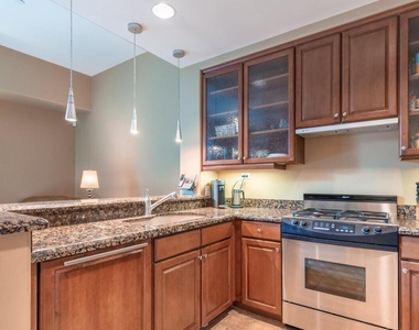 2211 E Camelback Road - Photo Thumbnail 8