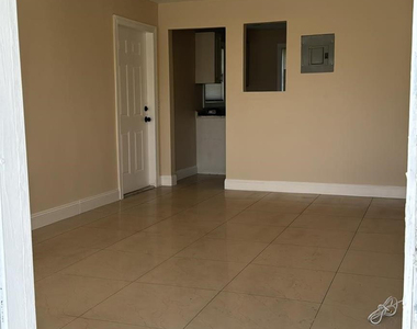 3734 Avenue S - Photo Thumbnail 1