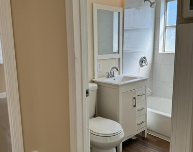 3734 Avenue S - Photo Thumbnail 5
