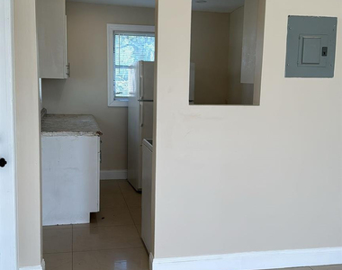 3734 Avenue S - Photo Thumbnail 8