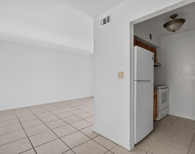 2141 Ne 42nd Street - Photo Thumbnail 7