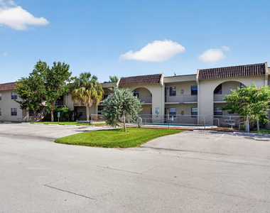 2141 Ne 42nd Street - Photo Thumbnail 2