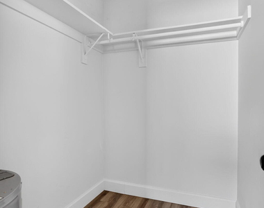 2141 Ne 42nd Street - Photo Thumbnail 16