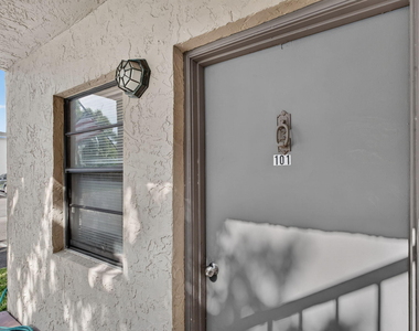 2141 Ne 42nd Street - Photo Thumbnail 3