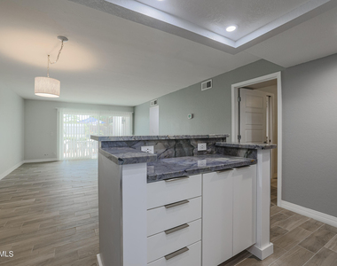 3640 N 70th Street - Photo Thumbnail 9