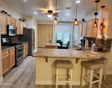 12864 W Hedge Hog Place - Photo Thumbnail 3