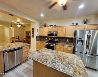 12864 W Hedge Hog Place - Photo Thumbnail 4