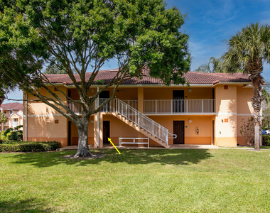 281 Sw Palm Drive - Photo Thumbnail 13