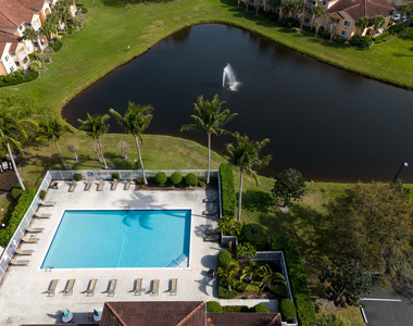 281 Sw Palm Drive - Photo Thumbnail 11