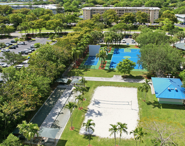 4015 W Palm Aire Drive - Photo Thumbnail 42