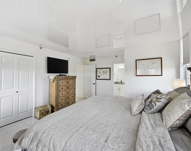 4015 W Palm Aire Drive - Photo Thumbnail 22