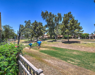7910 E Cholla Street - Photo Thumbnail 66
