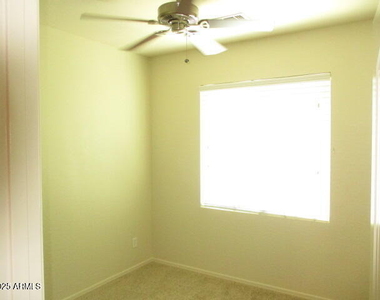 3449 S Falcon Drive - Photo Thumbnail 21