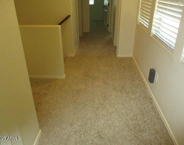 3449 S Falcon Drive - Photo Thumbnail 18