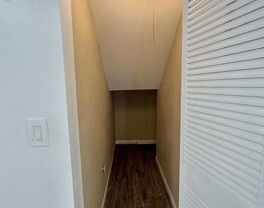 4606 Cherry Road - Photo Thumbnail 3