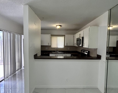 4606 Cherry Road - Photo Thumbnail 4