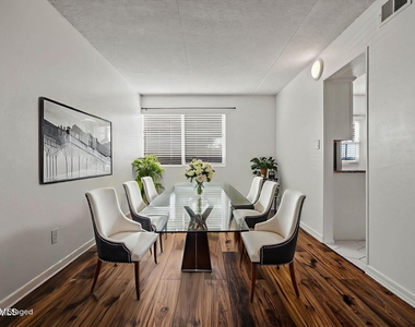 7141 N 16th Street - Photo Thumbnail 11