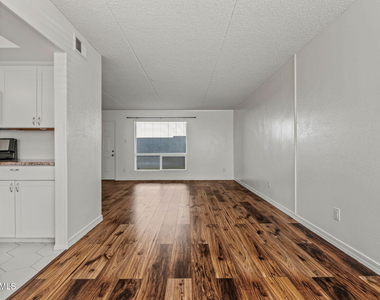 7141 N 16th Street - Photo Thumbnail 27