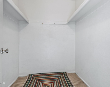 7141 N 16th Street - Photo Thumbnail 8