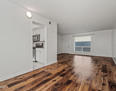 7141 N 16th Street - Photo Thumbnail 29