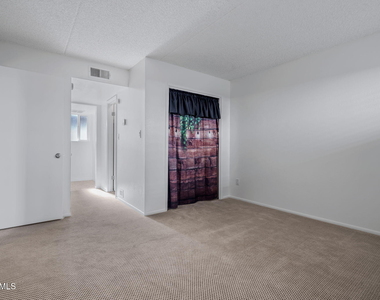 7141 N 16th Street - Photo Thumbnail 38