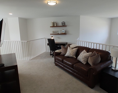 8167 Quail Meadow Way - Photo Thumbnail 14