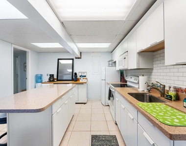 90 Nw Alice Street - Photo Thumbnail 59