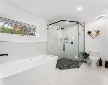 90 Nw Alice Street - Photo Thumbnail 50