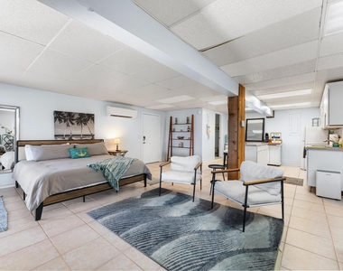 90 Nw Alice Street - Photo Thumbnail 55
