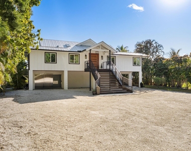 90 Nw Alice Street - Photo Thumbnail 51