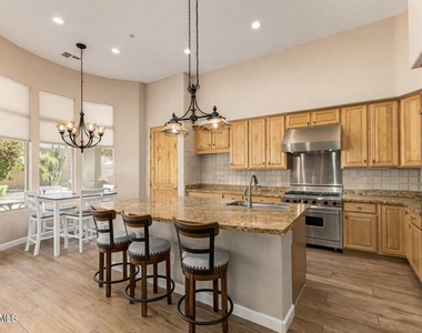 33655 N 78th Place - Photo Thumbnail 12