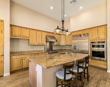 33655 N 78th Place - Photo Thumbnail 14