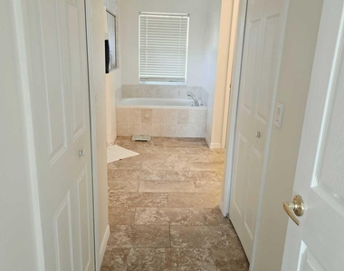 4001 Sw Winslow Street - Photo Thumbnail 12